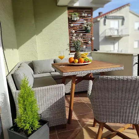 Lunaris Appartement *