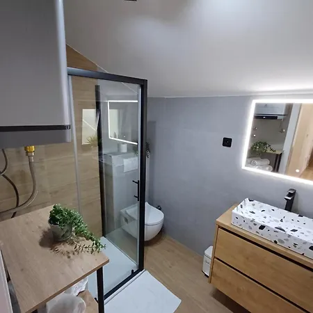 Lunaris Appartement *