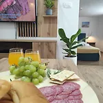 Апартаменти Lunaris Задар